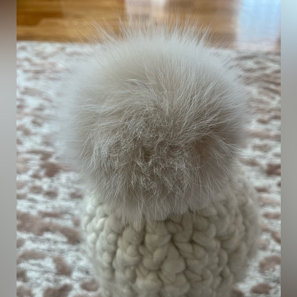 Mischa Lampert Beanie Pomster Chunky Knit w/ Raccoon Fur Pom | Size M | EUC main image 8